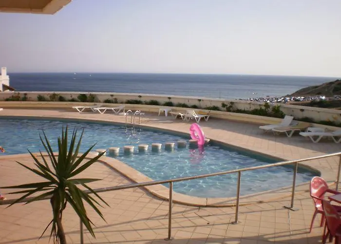 Sea View לאגוּ‏ש